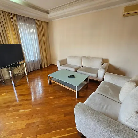 Apartment Near Nizami Cinema Baku Exterior photo