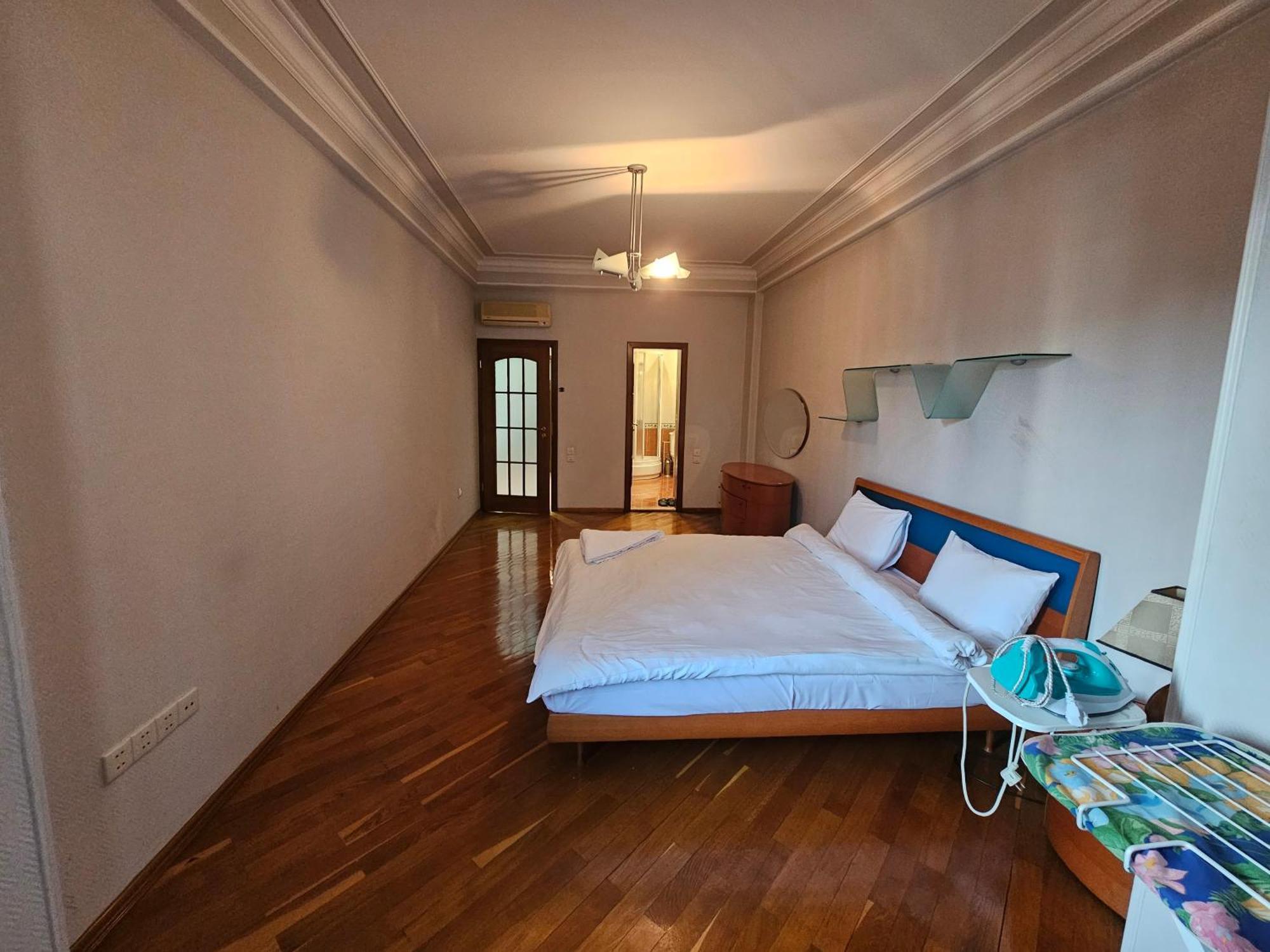 Apartment Near Nizami Cinema *